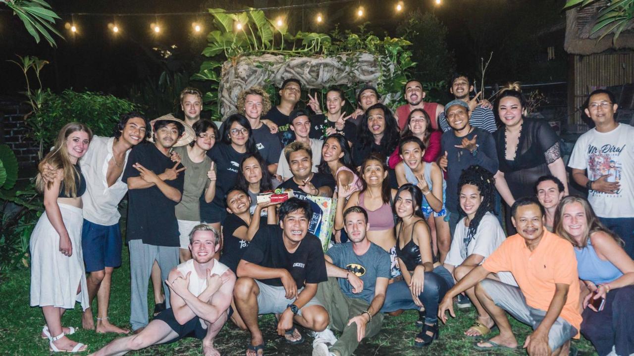 Da Housetel Kuta Hostel Kuta Lombok Kültér fotó