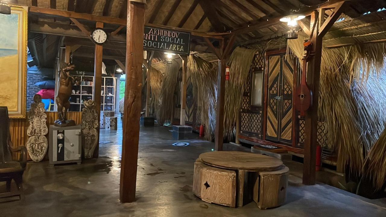Da Housetel Kuta Hostel Kuta Lombok Kültér fotó