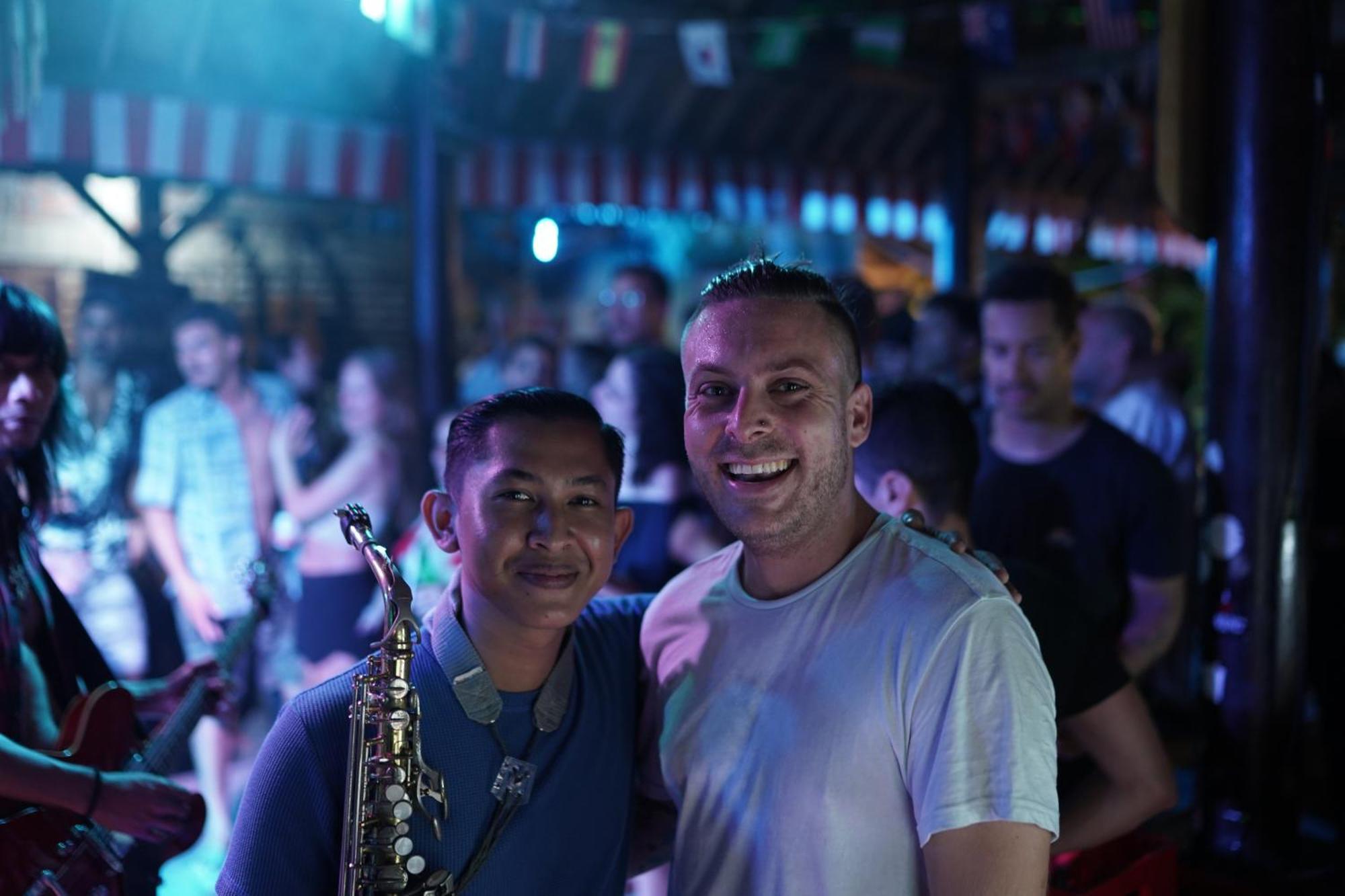 Da Housetel Kuta Hostel Kuta Lombok Kültér fotó
